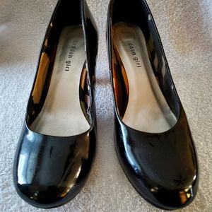 Madden Girl Black Patent Pumps